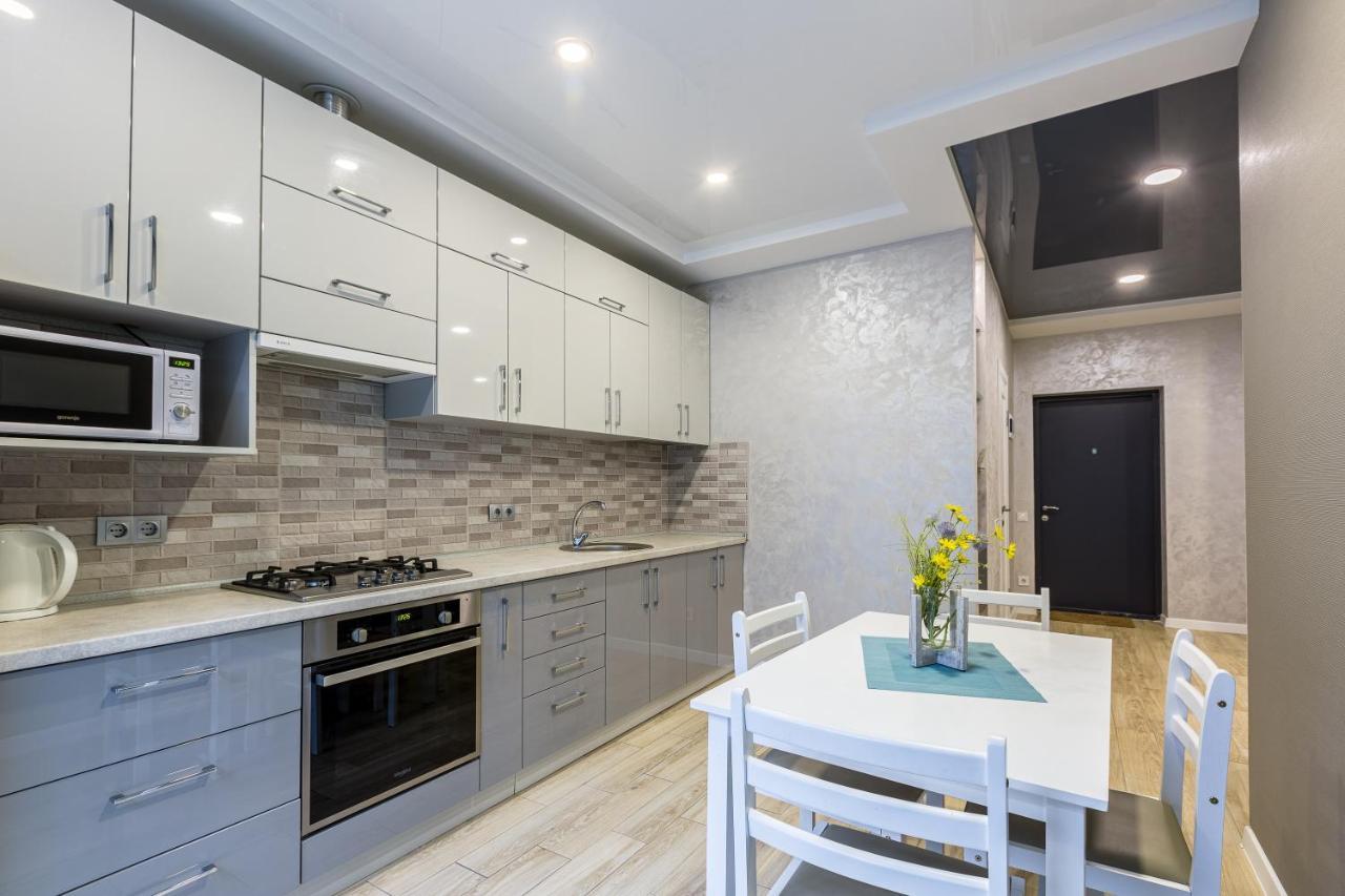 Apart Hotel Sweet Home Lviv Ngoại thất bức ảnh